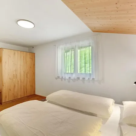 Lue Da Plazores Apartment *
